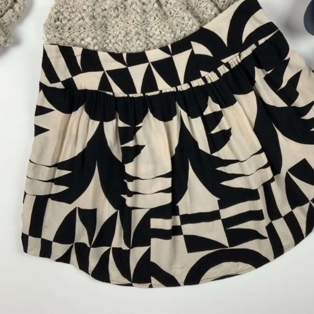 Urban Outfitters Graphic Black Skirt Pockets
